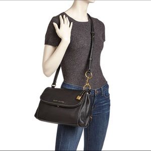MARC JACOBS WOMEN THE BOHO GRIND CROSS-BODY BAG
